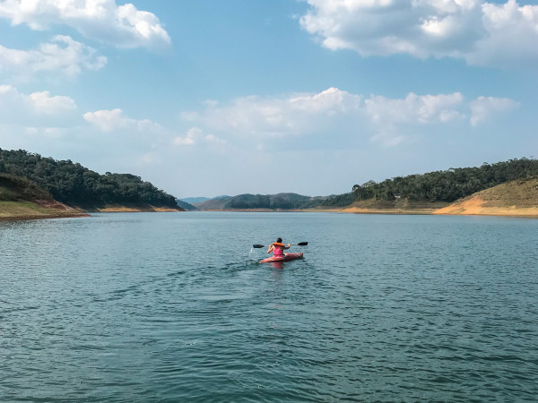 Caiaque e Stand Up Paddle na Represa de Paraibuna