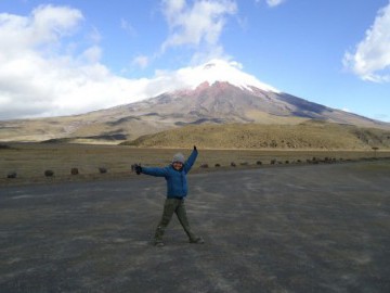 Subindo o Vulcão Cotopaxi (só até o Refúgio!) no Equador