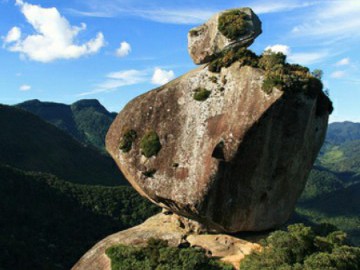 Pico Peito de Pombo