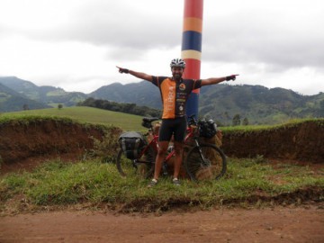 Caminho da Fé e Rodovia Rio-Santos (900km)