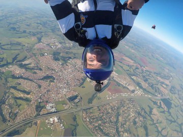 1 ano de Skydive