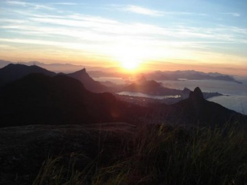 Pedra da Gavea, de Madrugada para Ver o Sol Nascer