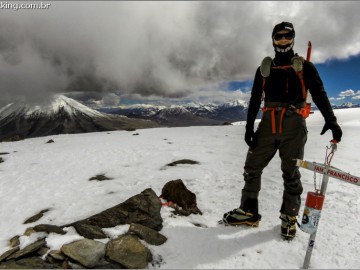 Ascensão do nevado San Francisco (6018 m), Argentina.