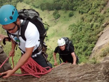Escalada da Via Normal da Pedra do Baú [São Bento do Sapucaí]