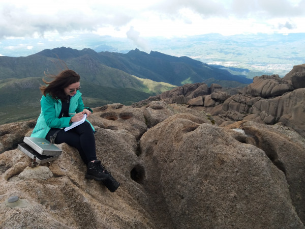 Pico das Agulhas Negras e Maciço das Prateleiras - PNI