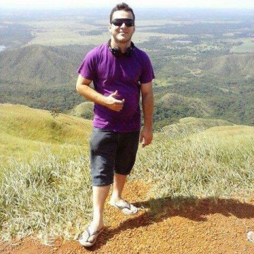 Andre Luis Meza