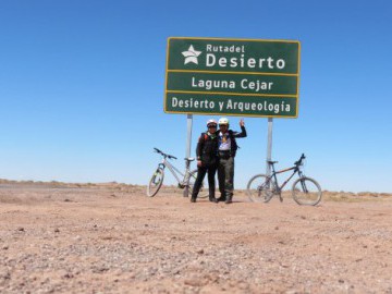 Pedalando em San Pedro de Atacama