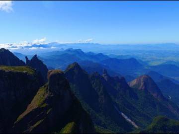 Travessia Teresópolis x Petrópolis em 1 dia - Drone Aventura