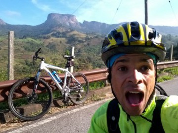 Monumento Natural da Pedra do Baú - São Bento do Sapucaí SP