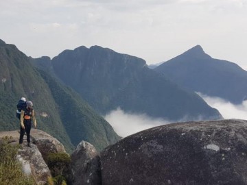 Travessia da Serra do IBITIRAQUIRE