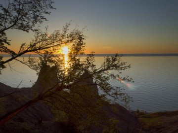 Hiking at Chimney Bluffs