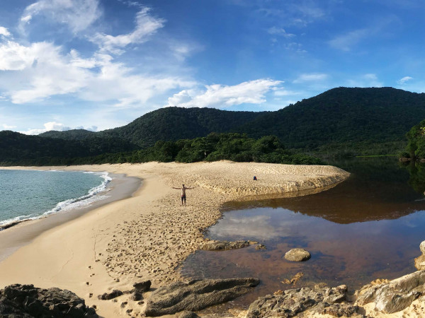 Trilha Praia da Lagoa - Uma Praia Deserta em Ubatuba
