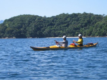 Circum-Navegação da Ilha Grande (RJ) em Caiaque Oceânico