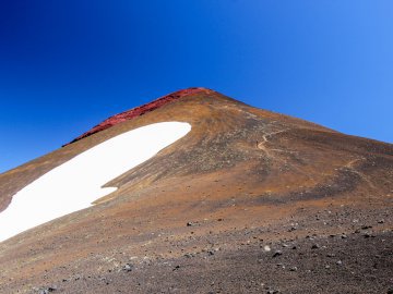 CERRO VOLCÁNICO em Pampa Linda, Patagônia Argentina