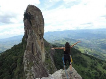 Pedra do Bau - São Bento de Sapucai