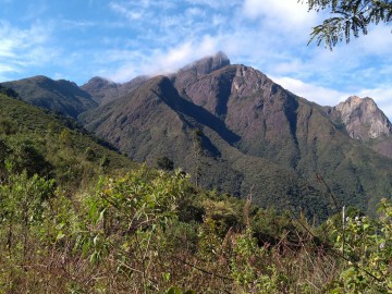 PICO DOS MARINS