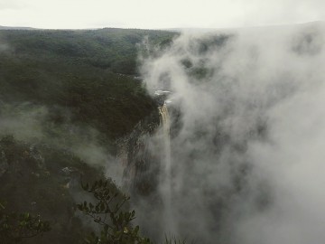 Em busca da maior cachoeira do Brasil no meio da Amazônia
