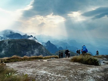Petrô x Terê em Dois Dias e sob Forte Chuva, Vento e Frio