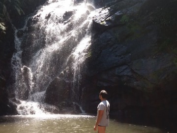 Trilha para a cachoeira do Mendanha