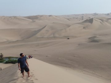 Passeio de Buggy e sandboard no Oásis de Huacachina
