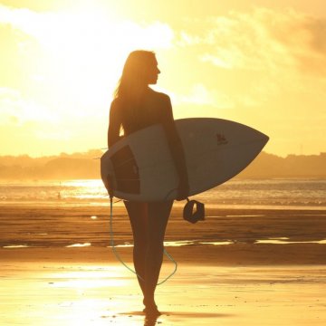 Mia Surfgirl