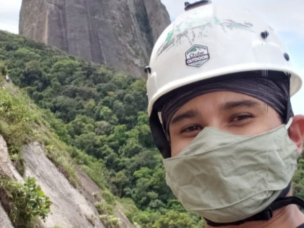 Escalada no Morro da Urca (Via Azul - Coloridos)