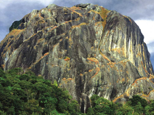 Pedra Branca - Caeté / MG