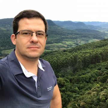 Fabricio Vargas Job