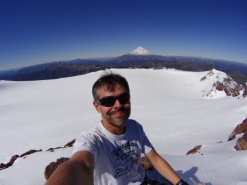 Glaciar na cratera do vulcão Quetrupillan - P.N.Villarrica