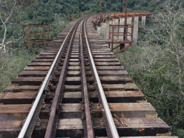 Travessia da Ferrovia do Trigo
