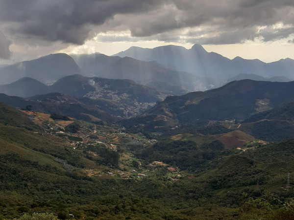 Travessia Cobiçado Ventania - Petrópolis (RJ)