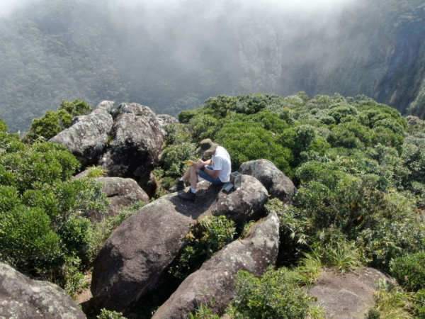 Morro Mãe Catira e Morro do Sete na Serra da Farinha Seca