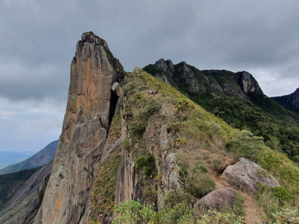 Torres de Bonsucesso (até a Torre Central)