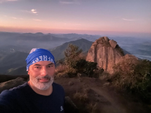 Acampando no Pico da Pedra Selada