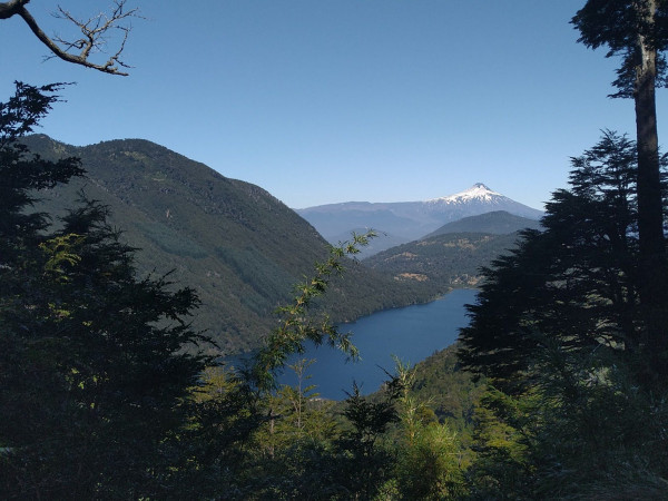 Trilha de Los Lagos no Parque Nacional Huerquehue