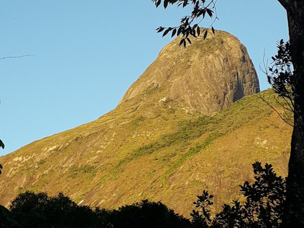 Escalada na Maria Comprida (Petrópolis/RJ)