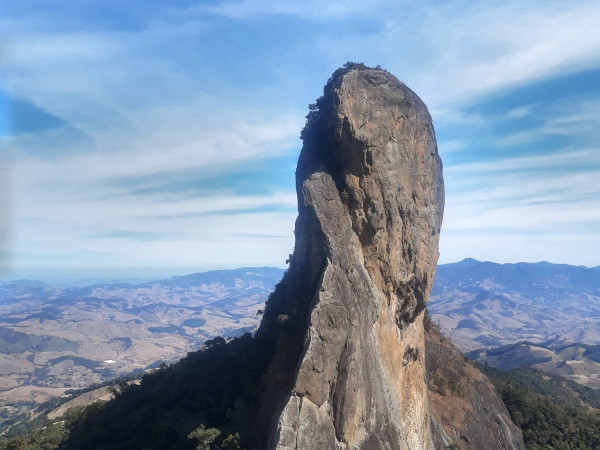 Travessia das Três Pedras