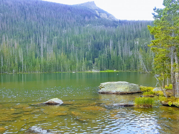 Bern and Cub lake - Rocky Mountains