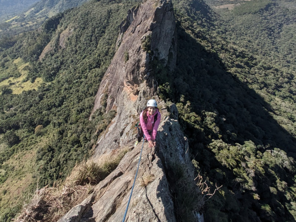 A clássica da Pedra do Baú - Cresta com Normal