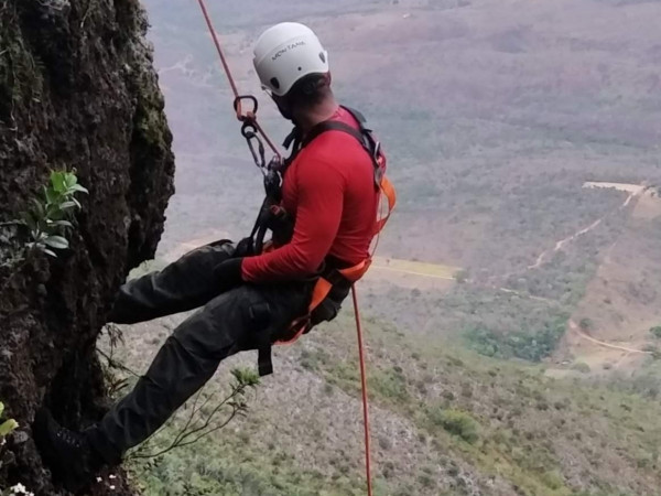 📍RAPEL ESPORTIVO MIRANTE DO DEDO DE DEUS SERRA DO OROBÓ 🧗