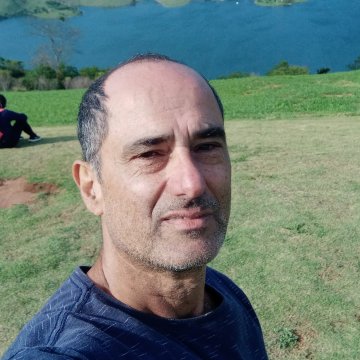 DOMINGOS Sávio Pereira