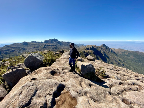 Travessia Couto X Prateleiras